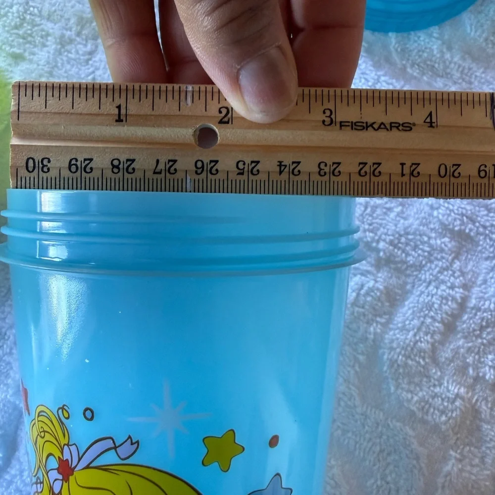 Colorful Character Party Cups Set - Green and Blue
